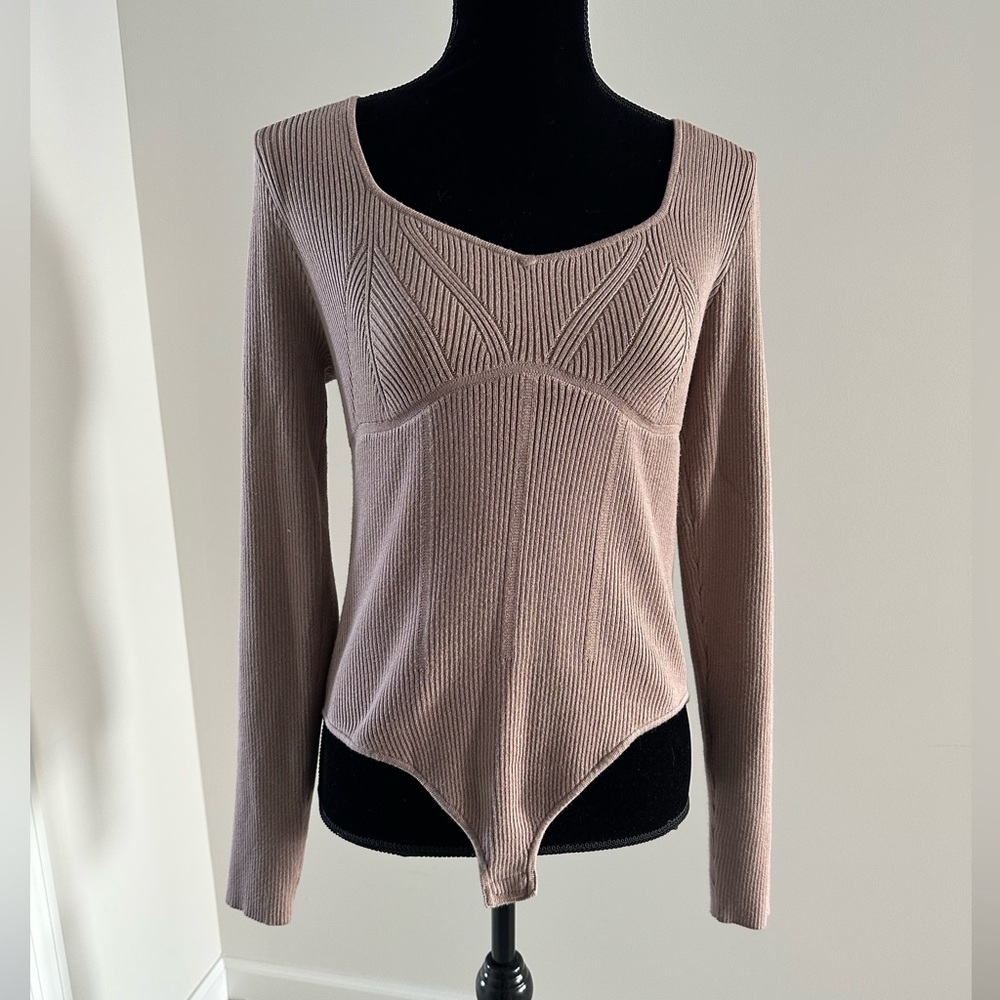 Women’s Pink Rose Taupe Sweater‎ Bodysuit